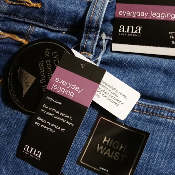 Womens Ana jeans - Picture 3 of 8